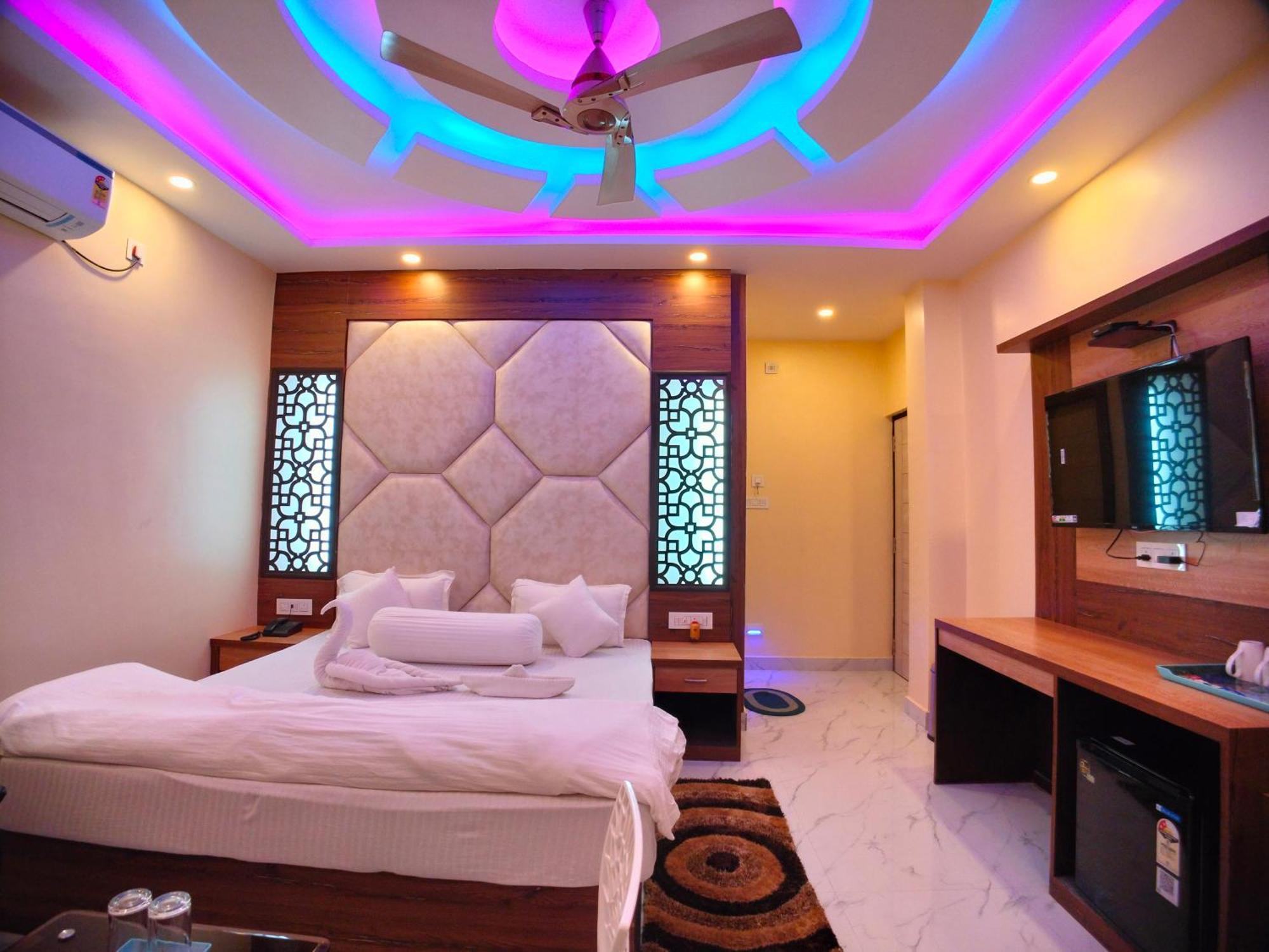 The Triton Beach Resort Mandarmani Exterior photo